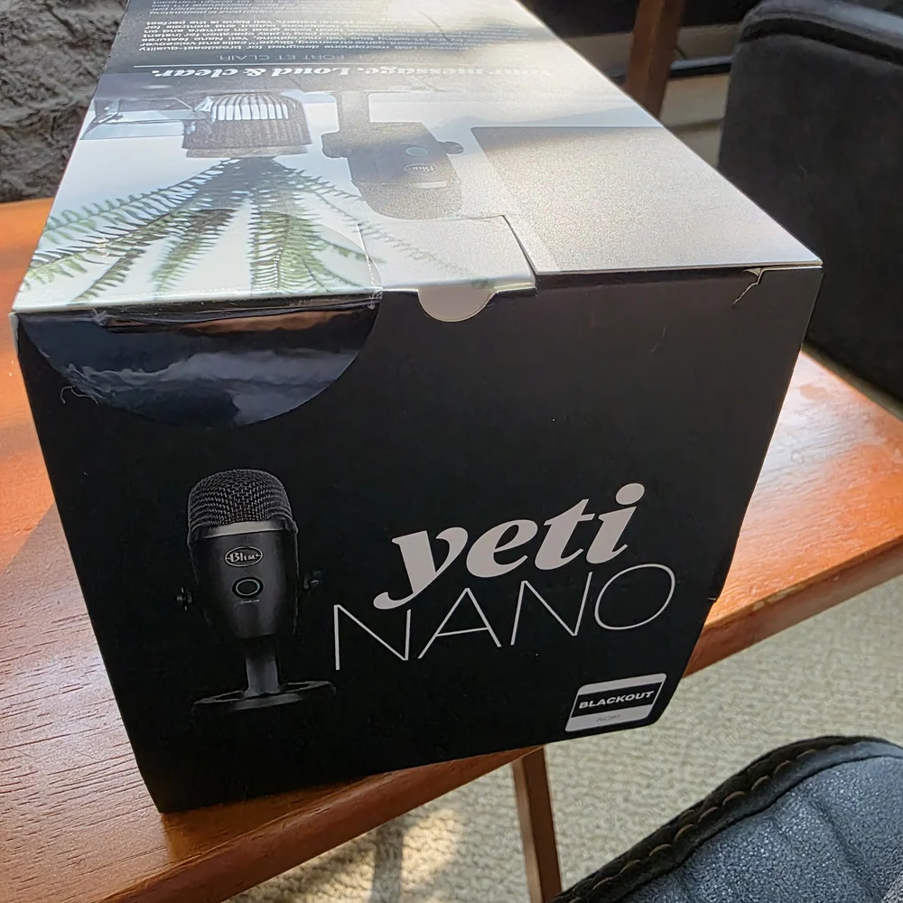 Blue Designs Yeti Nano USB Microphone - Silver and Black